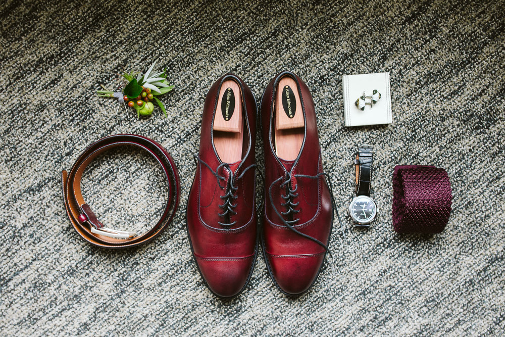  The groom’s details at this Battello Wedding in Jersey City, NJ 