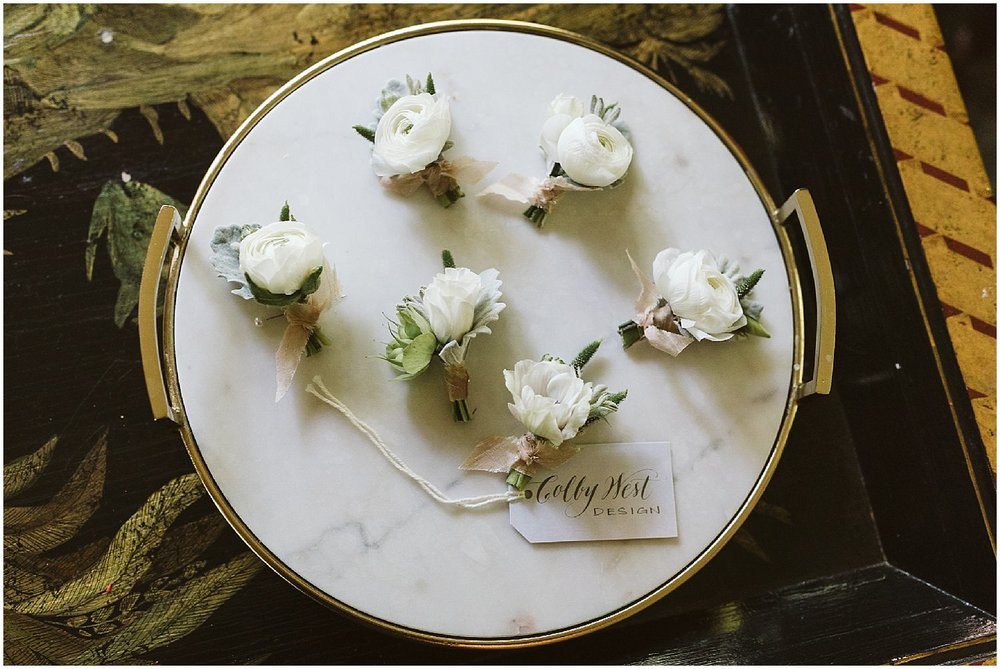  white roses boutonniere 