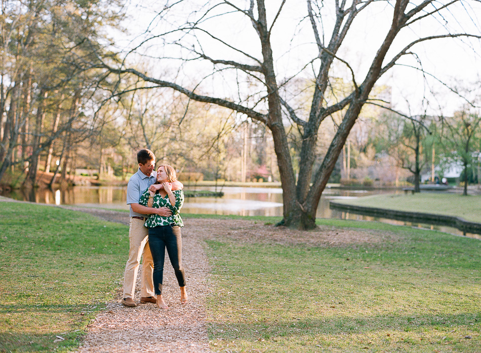 Spring engagement session at the atlanta duck pond